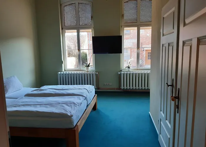 Zum Engel Pensionat 3*